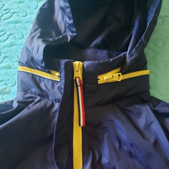 Tommy Hilfiger Windbreaker - Picture 6 of 6
